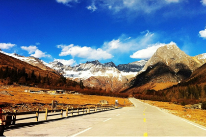 Shuangqiao valley in March of Mt.Siguniang
