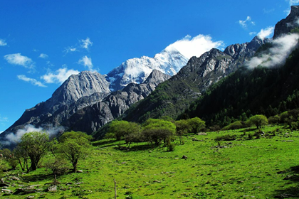 Shuangqiao Valley view in May of Mt.Siguniang