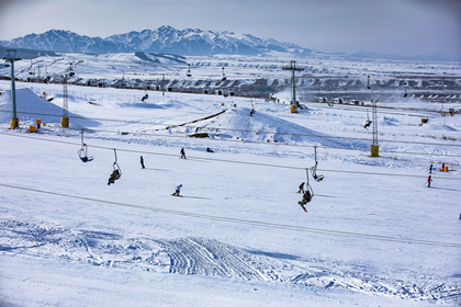 Ski in Xinjiang