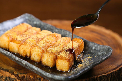 Glutinous Rice Cake with Brown Sugar